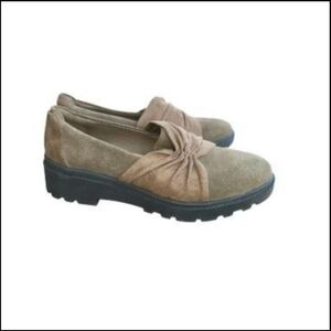 Clarks Calla Style Ruch Leather Suede Flat Loafer Dress Shoe Olive Tan Women 9.5